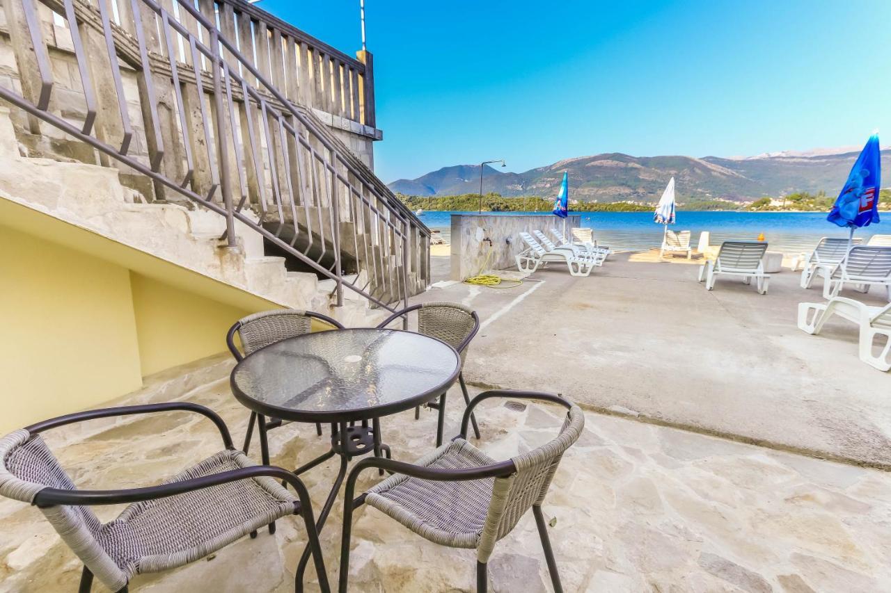 Apartments Bella Di Boka Tivat Ngoại thất bức ảnh